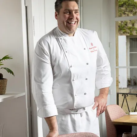 Logis De La Cadene 4*