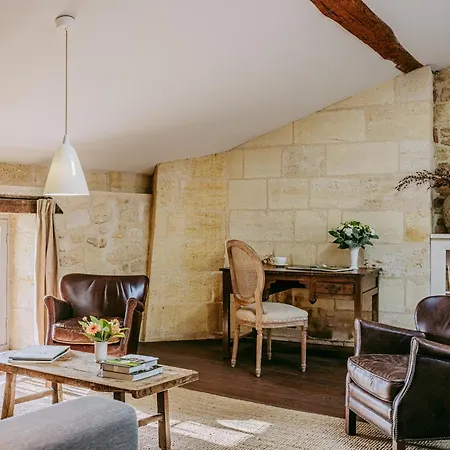 Гостевой дом Logis De La Cadene 4*