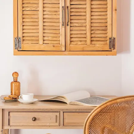 Logis De La Cadène 4*