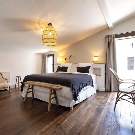 Гостевой дом Logis De La Cadene 4*