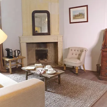 Logis De La Cadene Гостевой дом