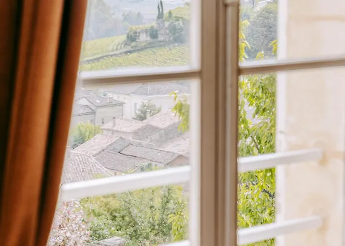 Logis De La Cadene Gasthof 4*