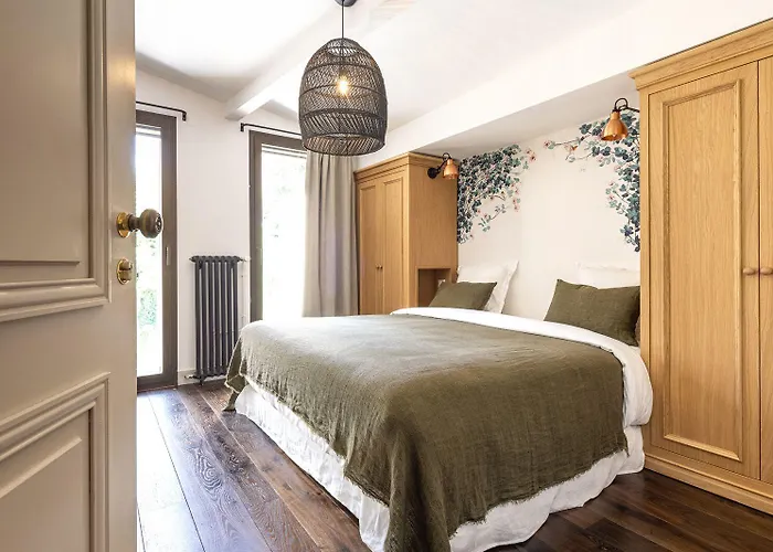 Logis De La Cadene Gasthof 4*